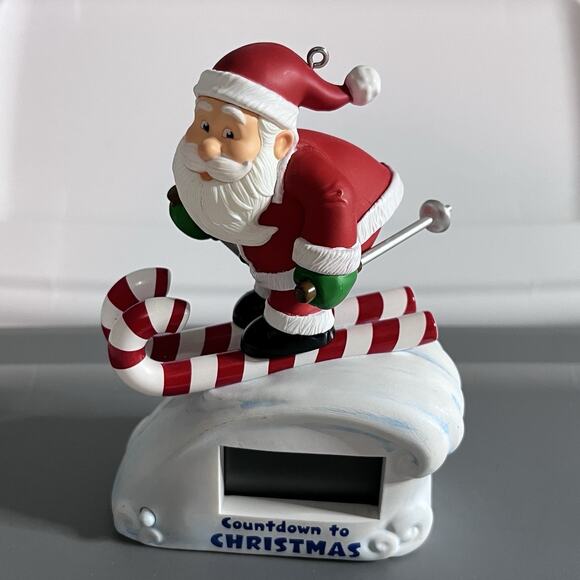 Hallmark Keepsake 2017 Countdown To Christmas Clock Ornament Santa Claus In Box - Picture 1 of 12